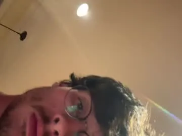 123eyesonme321 profile pic
