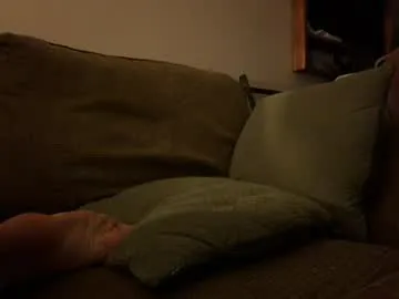 7inchmoustache live cam preview