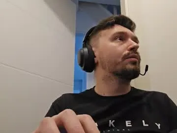 8inchdude93 live cam