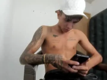 _latinhot_420 live cam