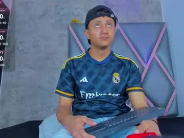 _leohot_ live cam preview