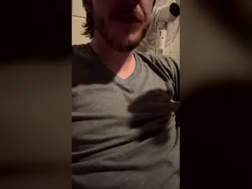 _xxxuncutgrower live cam