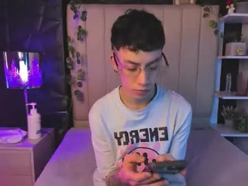 aaron_1806 live cam preview