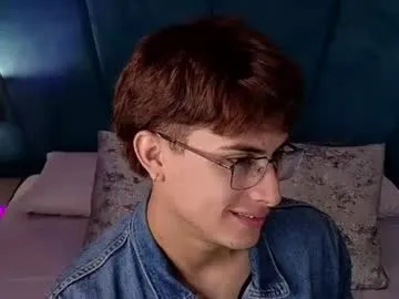 Aaron_eze live cam preview