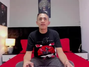 adam_walker_1 live cam