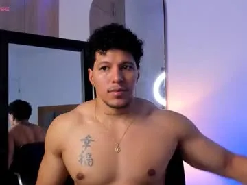 Adambrocs1 live cam preview