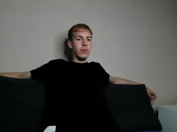 adrian_ashford live cam