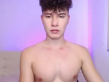 Adrian_morelli live cam preview