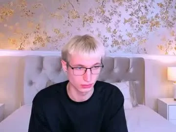 Adrianluks live cam preview
