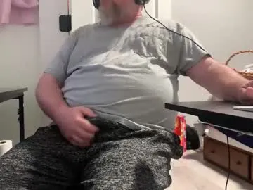 Allergictochat live cam preview