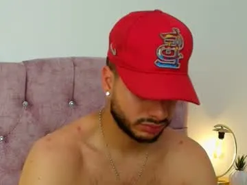 Amadeo_wild live cam preview