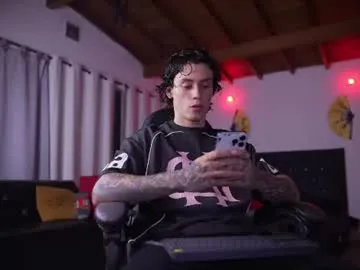 Angelo_crush profile pic