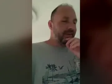 Artanm2 live cam preview