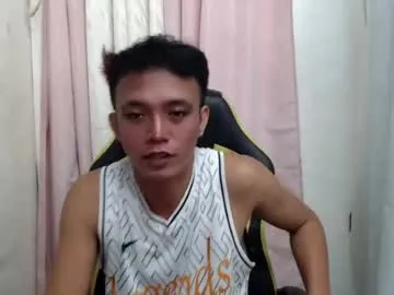 Asian_bighead06 male cam profile image