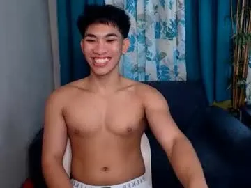 asianbigcock_ivan live cam