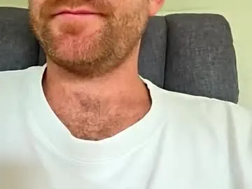 Aussie_dadbod90 live cam preview