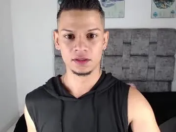 Axcel_boy live cam preview