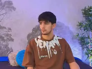 Axel_draven live cam preview