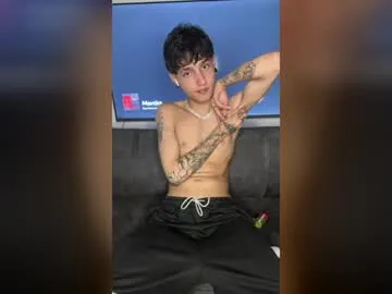 Aztecroz profile pic
