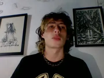 Babywhite18 profile pic