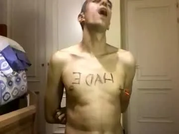 Bi_slave profile pic
