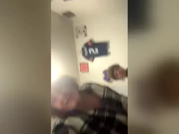 bigdickdaddy67788 live cam