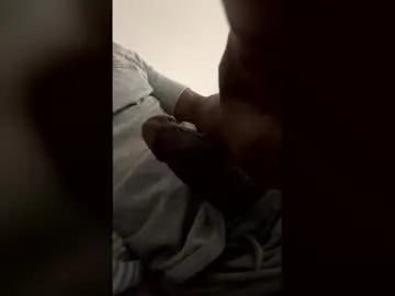 bigdickdaddy9090118099 live cam