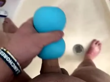 Bigheaded447cock live cam preview