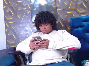 Black_king_241 live cam preview