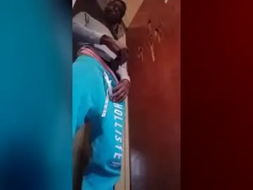 Bluewildfire98 live cam preview