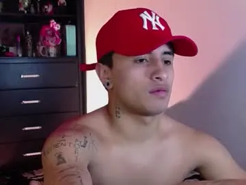 boy_nauthy live cam preview