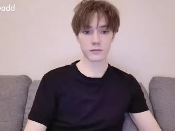 Callmenineoneseven live cam preview