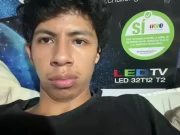 Carlos_albert02 live cam preview