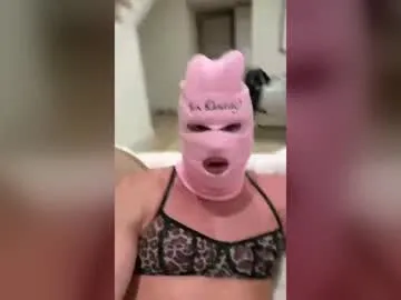 Chantelleneedsdick profile pic