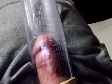 chrism10420 live cam