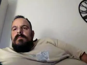 Chrisole live cam preview