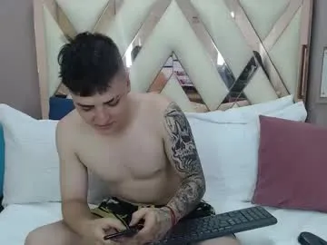 chuck_bass__ live cam