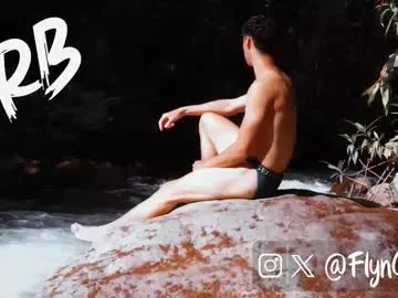 Connorflyn live cam preview