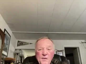 cookoosnest live cam preview