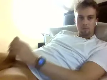 Couple_showing_off profile pic