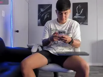 cristopher_strong live cam