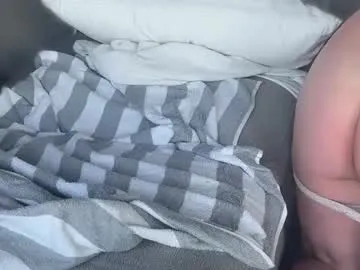 cumslutliny live cam