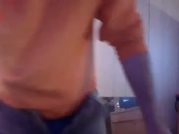 d1d_u_m1ss_1t live cam