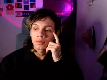 Damnboyy18 live cam preview