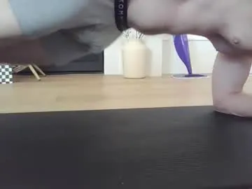 darkthoughtsahead live cam