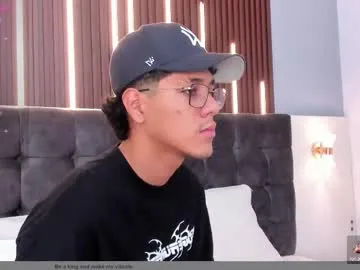 Daviid_18_ live cam preview