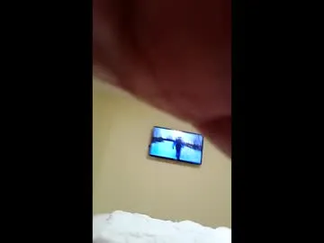 Eddienixon2025 live cam preview