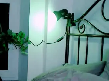 eddiesecret live cam