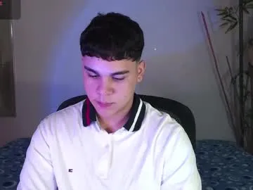 eithan_jonnes live cam