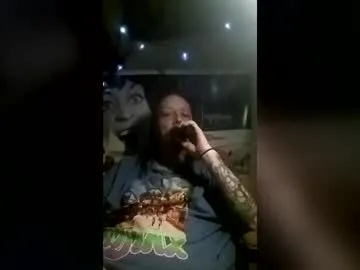 Ericlovestacos cam profile image